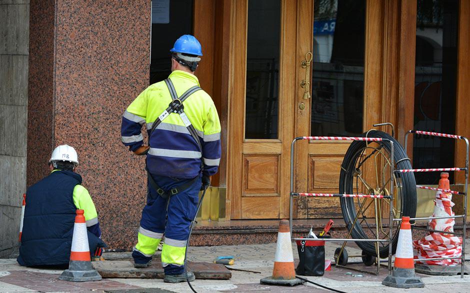 comment déboucher les toilettes avec une bouteille Paray-Vieille-Poste